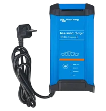 Victron Energy Blue Smart IP22 Charger 12/30(3) Зарядна станція