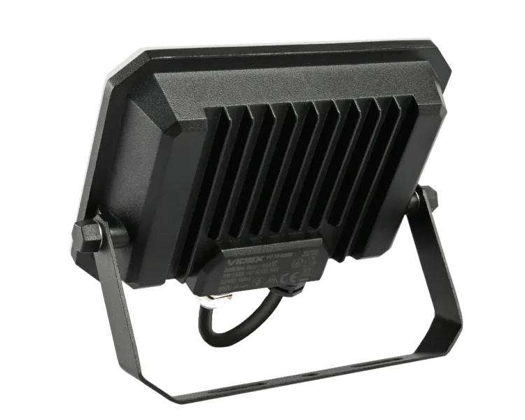 VIDEX F3 30W 5000K 220V LED прожектор