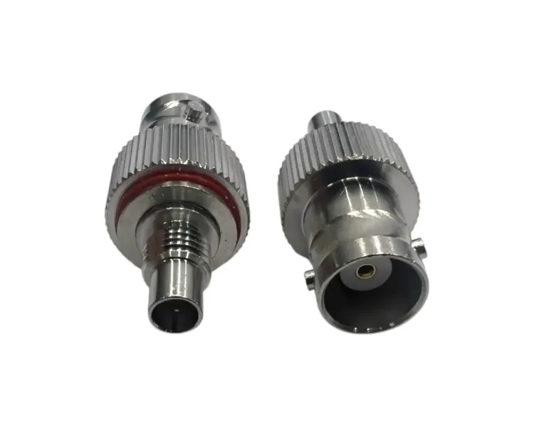 Перехідник Motorola-R7 на BNC-Female мама