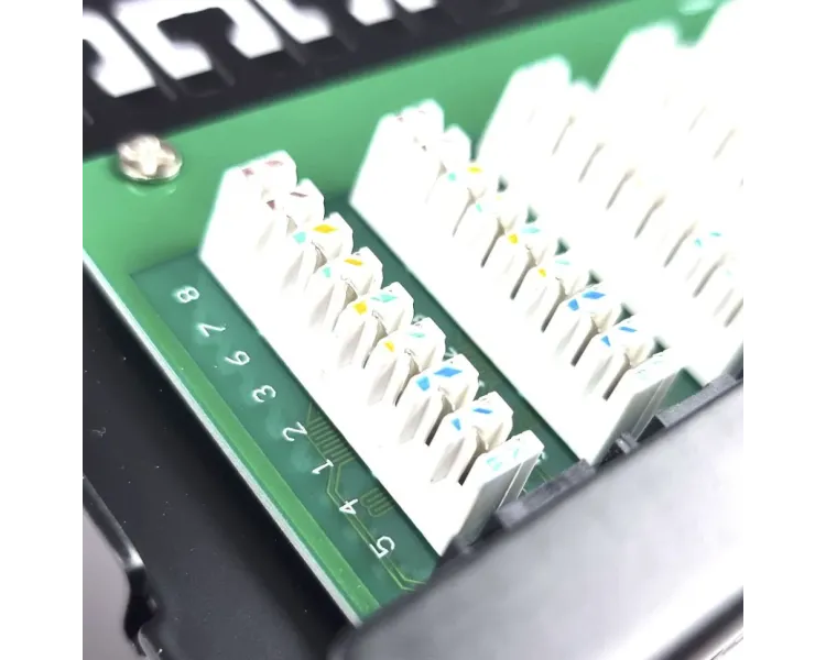 UTP патч-панель 1U 48 RJ45 Cat.5e