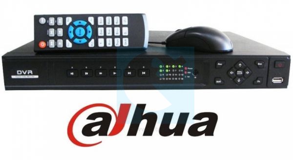 Автомобильный видеорегистратор dahua